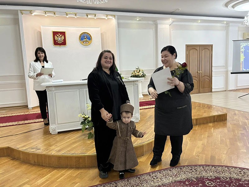 Унэгъо насыпыр нэгъэупIэпIэгъукIэ | Адыгэ макъ