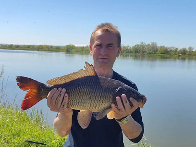 ИкIэсэ Iофым фэшъыпкъ | Адыгэ макъ