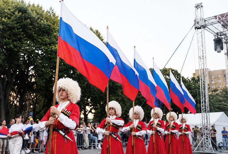 Неущ — Урысыем и Маф | Адыгэ макъ