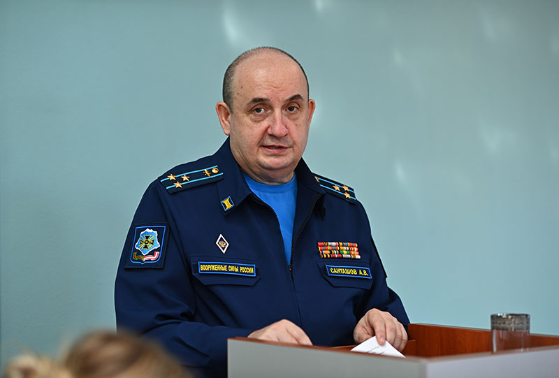 Зэфэхьысыжьхэр, Iофыгъохэр | Адыгэ макъ